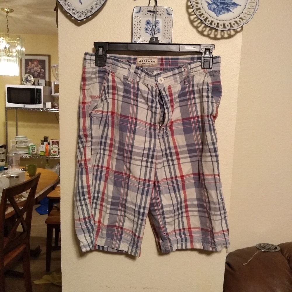 3 pairs of size 28 shorts